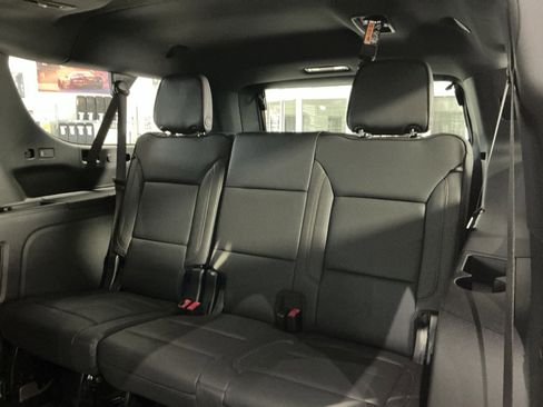 New 2026 Chevrolet Suburban High Country image 33