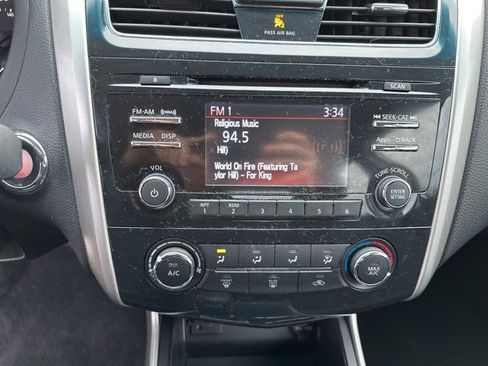 Used 2015 Nissan Altima 2.5 S w/ Power Driver Seat Package image 13