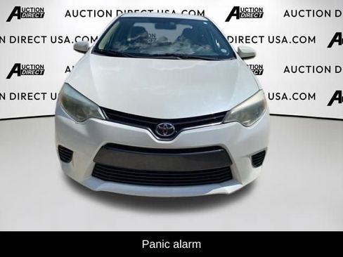 Used 2015 Toyota Corolla LE image 3