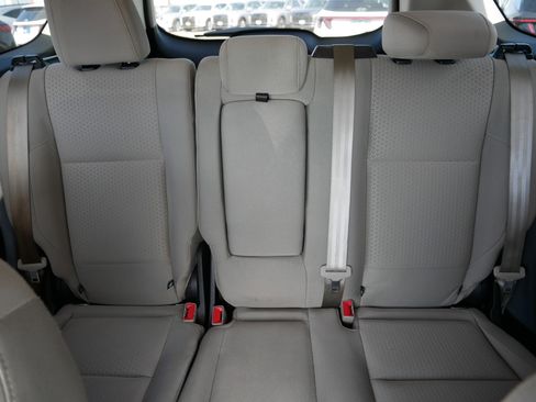 Used 2018 Ford Escape SE image 13