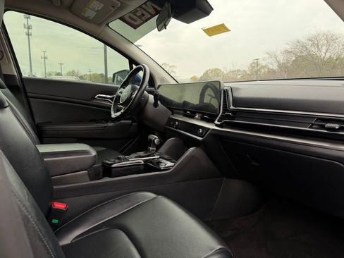 Used 2023 Kia Sportage EX image 30
