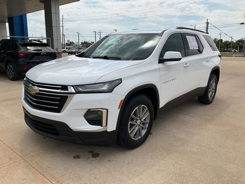 Used 2023 Chevrolet Traverse LT FWD image 39