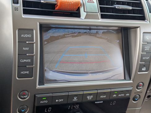 Used 2015 Lexus GX 460 w/ Premium Package AWD/4WD image 20