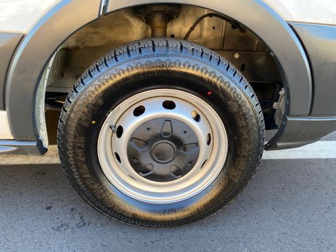 Used 2016 Ford Transit 350 XL image 8