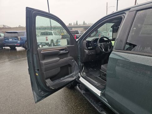 New 2026 Chevrolet Silverado 1500 LT Trail Boss w/ Convenience Package II image 18