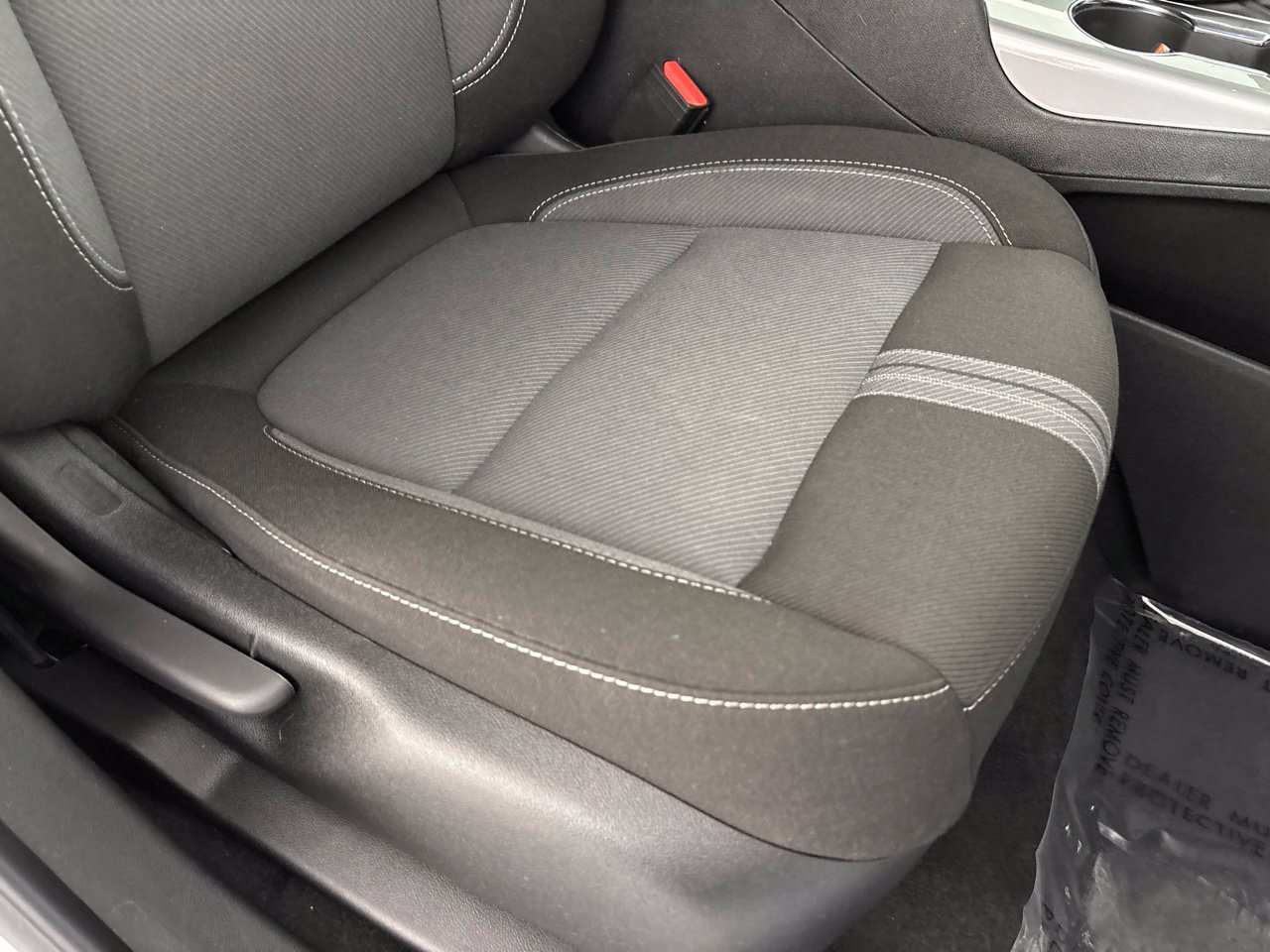 Used 2025 Chevrolet Blazer LT FWD image 29