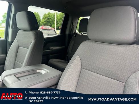 Used 2024 Chevrolet Silverado 1500 Custom w/ Turbomax Blackout Package AWD/4WD image 7