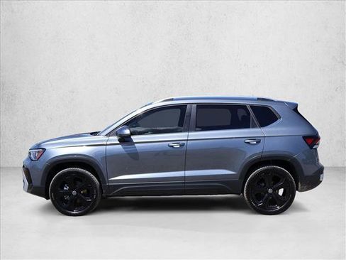 Used 2025 Volkswagen Taos SEL w/ Black Wheel Plus Package AWD/4WD image 9
