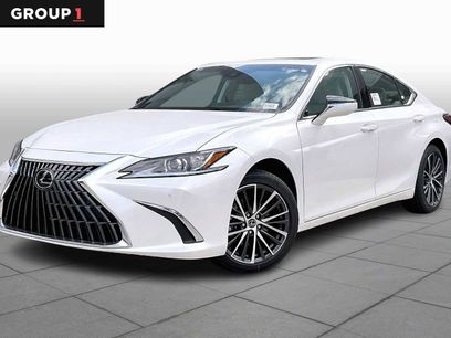 New 2025 Lexus ES 350 w/ Premium Package