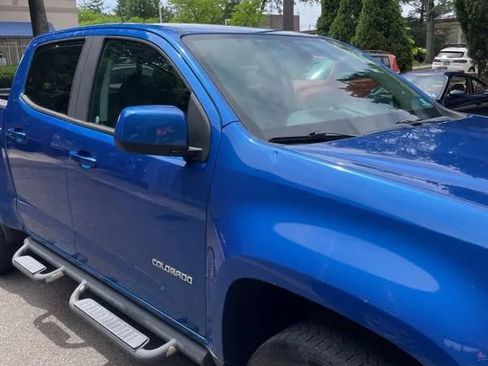 Used 2018 Chevrolet Colorado Z71 AWD/4WD image 15