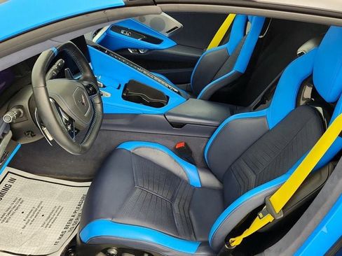 Used 2021 Chevrolet Corvette Stingray Premium Cpe w/ Z51 Performance Package image 24