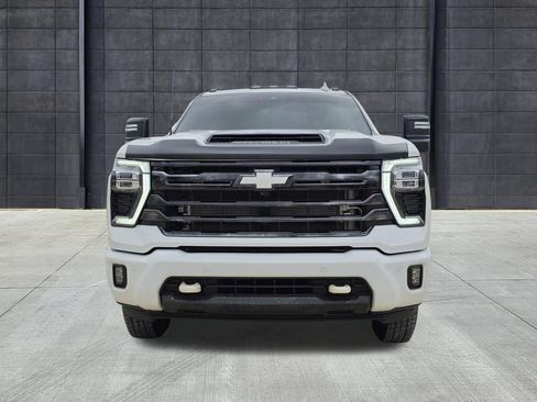 Used 2024 Chevrolet Silverado 3500 High Country w/ Technology Package AWD/4WD image 7