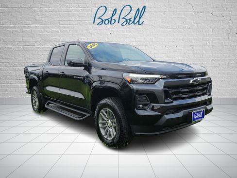 Certified 2026 Chevrolet Colorado LT w/ LT Convenience Package AWD/4WD image 1