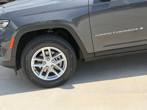 New 2026 Jeep Grand Cherokee L Summit w/ Obsidian Package AWD/4WD image 9