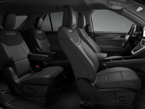 New 2026 Ford Explorer Active AWD/4WD image 28