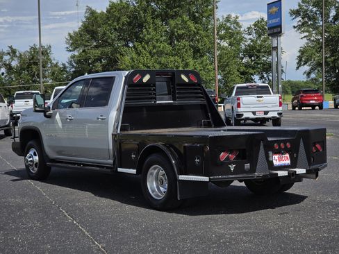 Used 2022 Chevrolet Silverado 3500 High Country AWD/4WD image 4