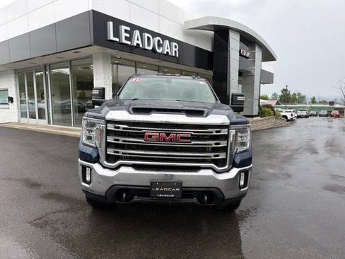 Used 2021 GMC Sierra 2500 SLE w/ SLE Convenience Package AWD/4WD image 8
