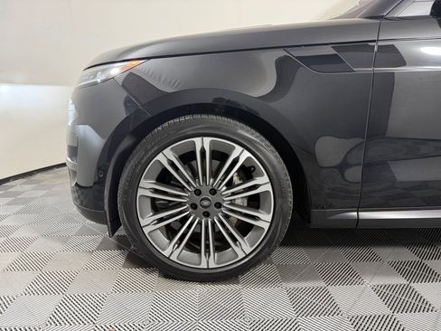 Used 2023 Land Rover Range Rover Sport SE AWD/4WD image 12