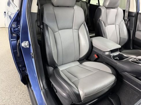 Used 2021 Subaru Outback Limited image 26