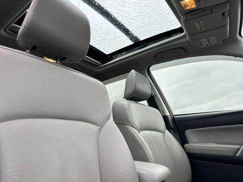 Used 2014 Subaru Forester 2.5i Limited image 16