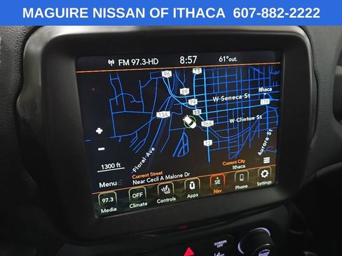 Used 2023 Jeep Renegade Trailhawk w/ Trailhawk Elite Group AWD/4WD image 24