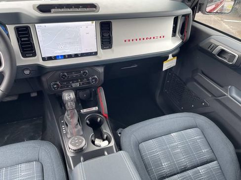 New 2026 Ford Bronco Heritage Edition AWD/4WD image 12