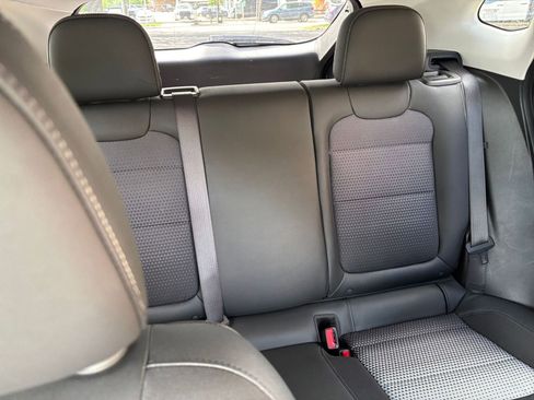 Used 2025 Chevrolet Trax LT FWD image 32