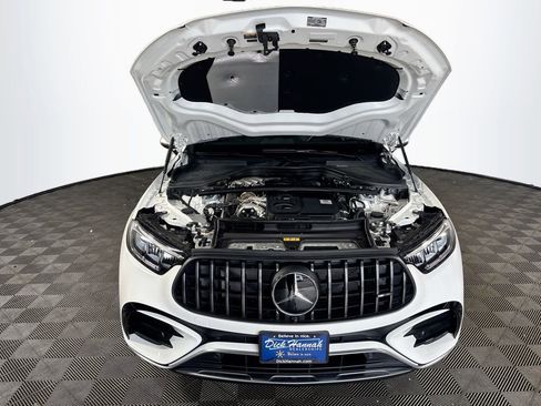 Used 2024 Mercedes-Benz GLC 43 AMG 4MATIC image 23