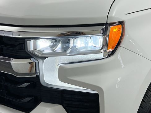 Used 2023 Chevrolet Silverado 1500 LT image 11