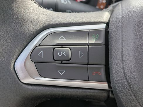 New 2026 Jeep Compass Latitude image 15