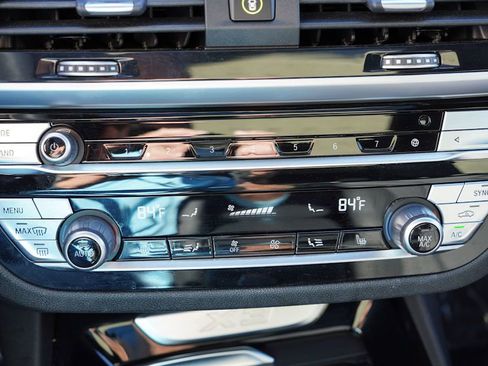 Used 2020 BMW X3 xDrive30i w/ Driving Assistance Package image 29