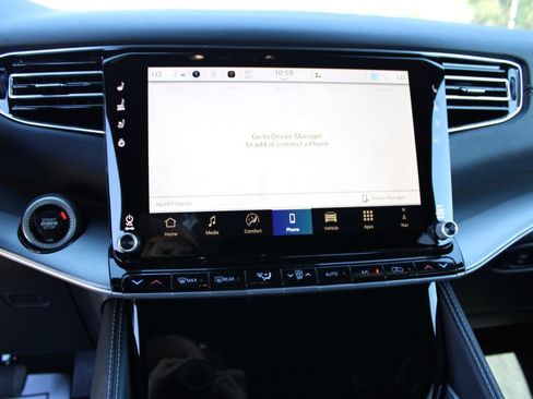 New 2026 Jeep Grand Wagoneer image 29