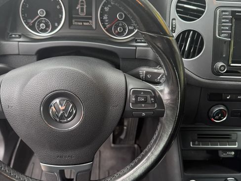 Used 2017 Volkswagen Tiguan S AWD/4WD image 39