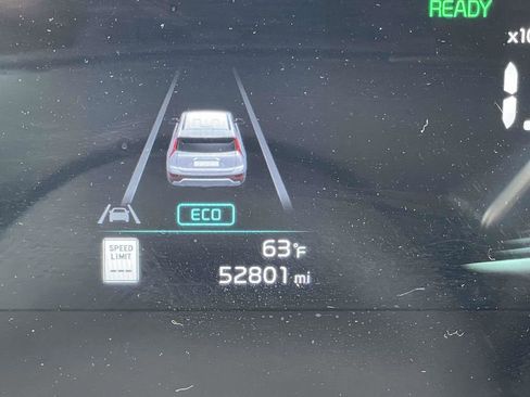 Used 2024 Kia Niro EX Touring image 19