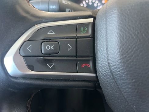 Used 2022 Jeep Compass Limited AWD/4WD image 8