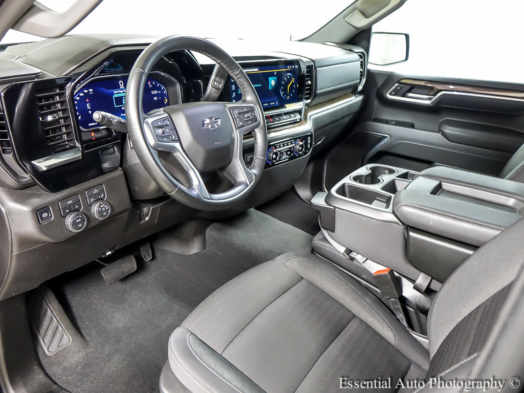 Used 2026 Chevrolet Silverado 1500 RST AWD/4WD image 11