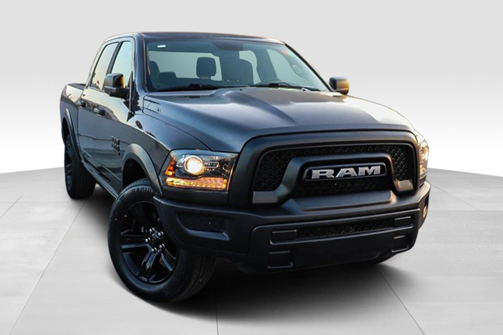 Used 2024 RAM 1500 Warlock AWD/4WD image 2