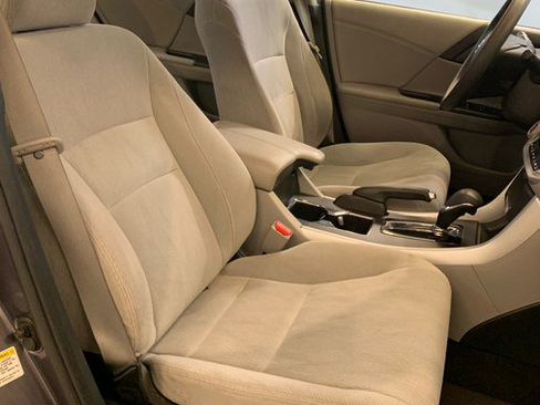 Used 2014 Honda Accord EX image 37