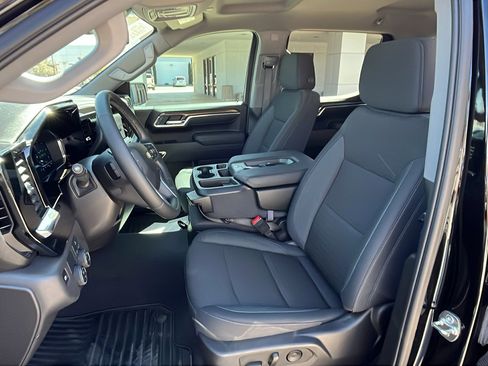 Used 2025 Chevrolet Silverado 1500 LT image 10