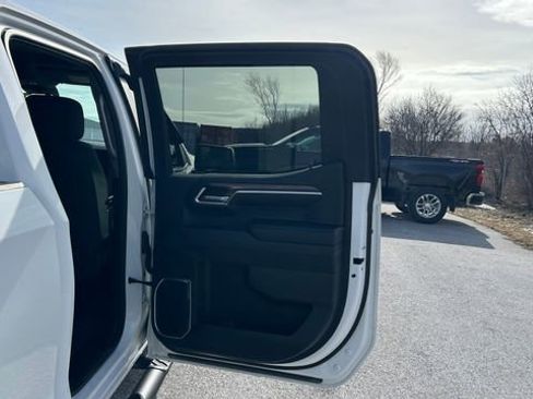 Used 2022 Chevrolet Silverado 1500 RST w/ Redline Edition image 36