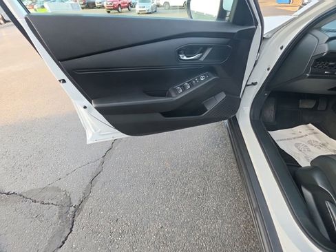 Used 2025 Honda Accord LX image 11