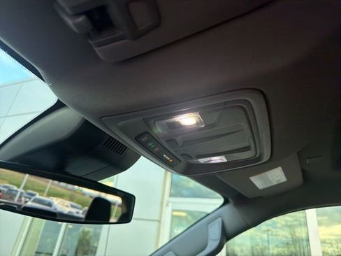 Used 2023 GMC Sierra 1500 Elevation image 7