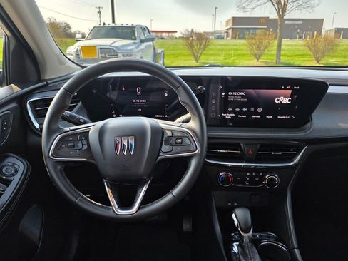 Used 2025 Buick Encore GX Preferred image 36