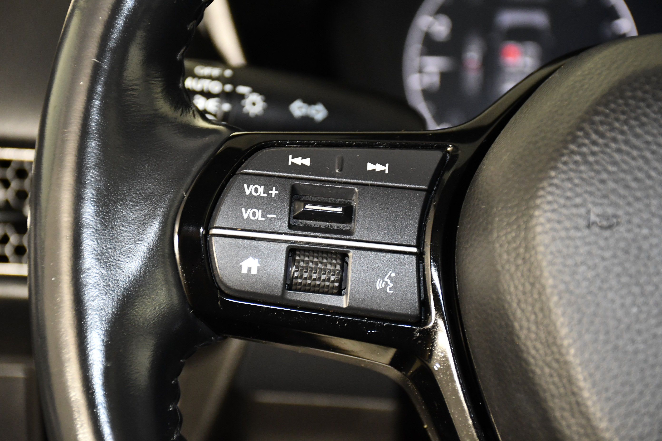 Certified 2023 Honda HR-V EX-L image 20