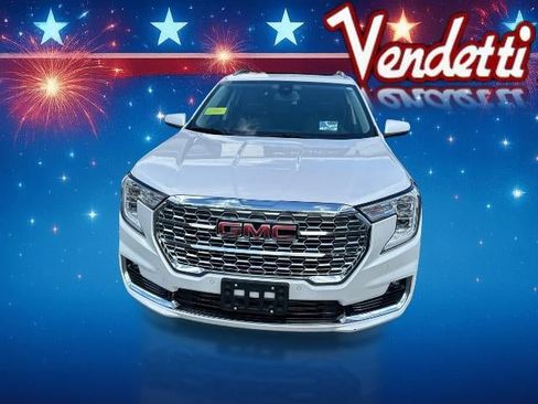 Certified 2022 GMC Terrain Denali image 2