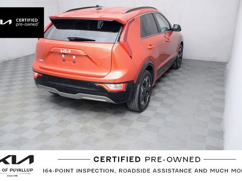 Certified 2023 Kia Niro Wind w/ Wind Preserve Package FWD image 6