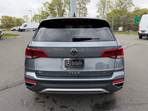 Used 2024 Volkswagen Taos SE AWD/4WD image 5