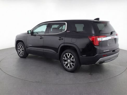 Used 2023 GMC Acadia SLT FWD image 6