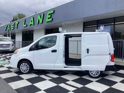 Used 2020 Nissan NV200 S w/ Back Door Glass Package FWD image 11