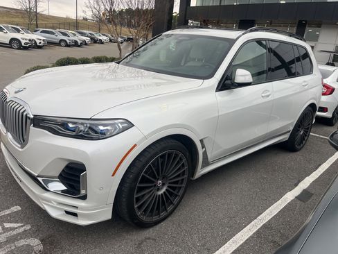Used 2021 BMW ALPINA XB7 image 3